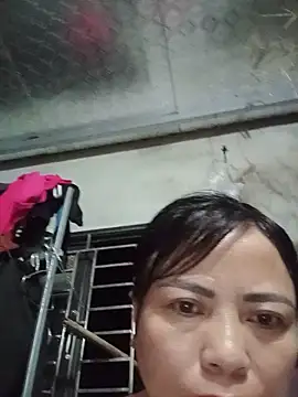 Snapshot of -Hami- chatting on May 2026 07:56:01 PM -Hami- online show from May 2026 07:56:01 PM
