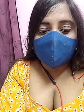 Snapshot of Tami-sonia chatting on May 2026 06:27:01 PM Tami-sonia online show from May 2026 06:27:01 PM