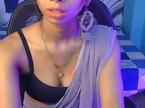 Snapshot of soniya-verma chatting on April 2026 04:57:01 AM soniya-verma online show from April 2026 04:57:01 AM