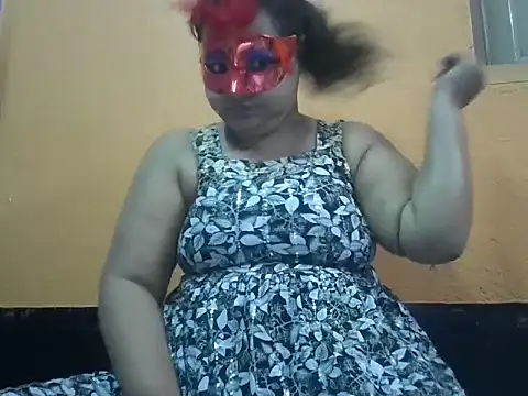 Naina1994 online show from March 2026 10:38:01 AM