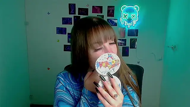 Snapshot of Tiffani_Angel chatting on April 2026 05:36:02 AM Tiffani Angel online show from April 2026 05:36:02 AM