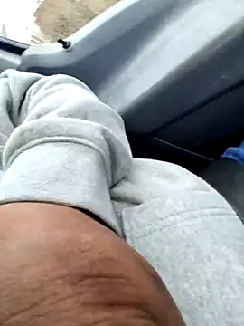 jlc069 online show from April 2026 02:58:01 PM