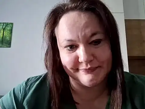 Snapshot of OpheliaMilf chatting on April 2026 01:12:02 PM OpheliaMilf online show from April 2026 01:12:02 PM