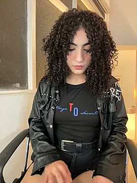 Odett Khastoff online show from April 2026 04:04:02 AM