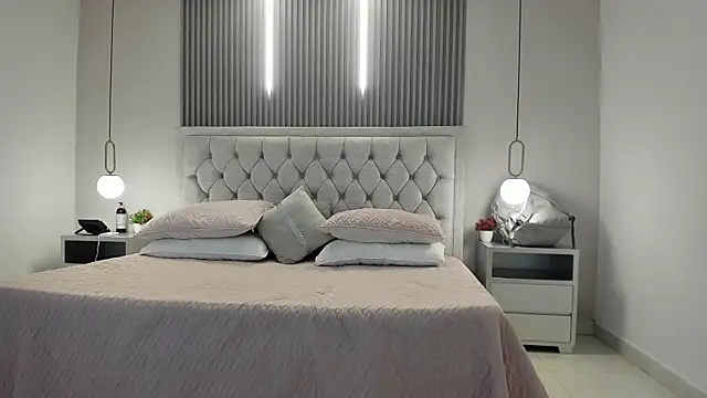 Snapshot of andy_may18 chatting on April 2026 01:27:01 PM andy may18 online show from April 2026 01:27:01 PM