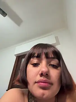 Abrildqquino online show from May 2026 12:29:02 AM