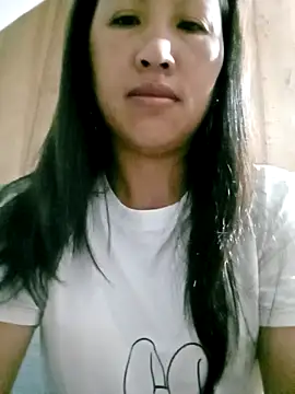 Snapshot of Lisa-aa chatting on April 2026 09:57:02 PM Lisa-aa online show from April 2026 09:57:02 PM