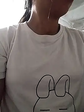 Snapshot of Lisa-aa chatting on April 2026 09:08:02 PM Lisa-aa online show from April 2026 09:08:02 PM