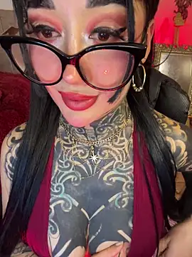 Snapshot of Musedreams chatting on April 2026 01:00:01 AM Musedreams online show from April 2026 01:00:01 AM