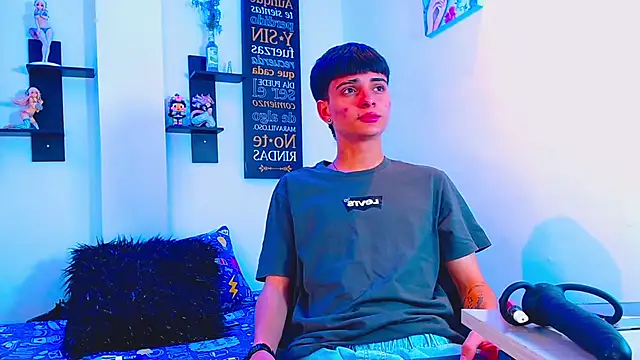 Snapshot of milo_hot_ chatting on April 2026 10:58:01 PM milo hot online show from April 2026 10:58:01 PM