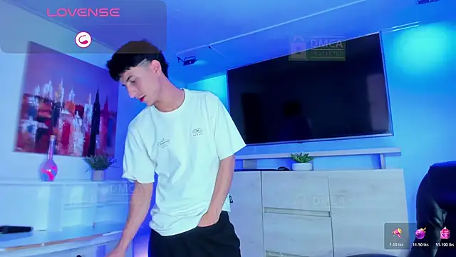 Snapshot of Taylor_Brooks chatting on April 2026 06:12:02 PM Taylor Brooks online show from April 2026 06:12:02 PM