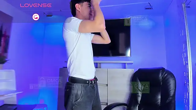 Snapshot of Taylor_Brooks chatting on April 2026 07:21:02 PM Taylor Brooks online show from April 2026 07:21:02 PM