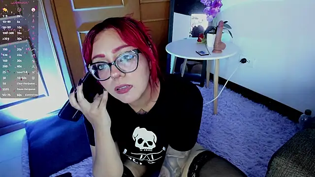 Snapshot of Violett_Sykes chatting on April 2026 01:01:02 AM Violett Sykes online show from April 2026 01:01:02 AM