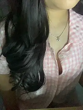 Rosecute11 online show from April 2026 10:41:02 AM