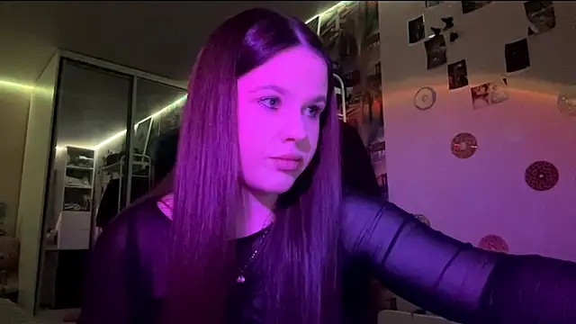 FordedCrier online show from April 2026 06:08:02 PM