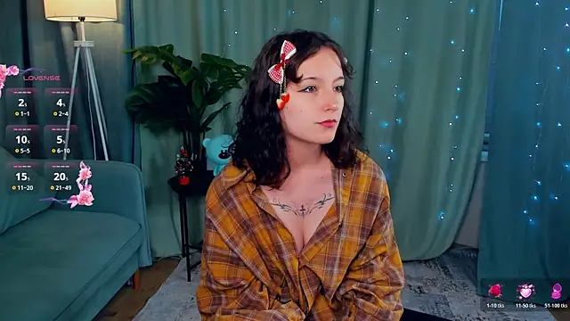 SunniPhoenix online show from April 2026 04:42:01 AM