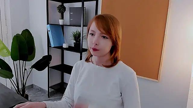 Snapshot of CherryCrushLove chatting on April 2026 05:56:02 AM CherryCrushLove online show from April 2026 05:56:02 AM