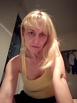 RinaSunX online show from April 2026 01:11:02 AM