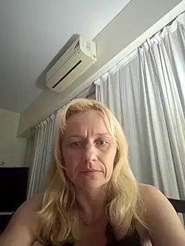 RinaSunX online show from April 2026 02:15:02 AM