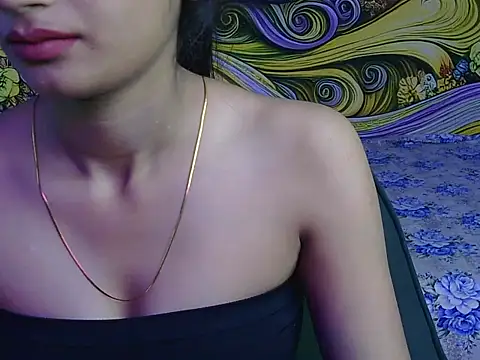 Snapshot of avni222 chatting on April 2026 04:39:01 AM avni222 online show from April 2026 04:39:01 AM