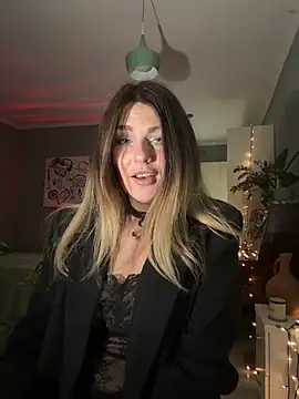 Snapshot of Rita_Tease chatting on May 2026 06:28:02 PM Rita Tease online show from May 2026 06:28:02 PM