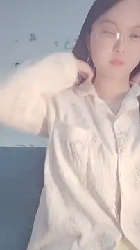 Snapshot of yehua001 chatting on April 2026 03:17:02 AM yehua001 online show from April 2026 03:17:02 AM