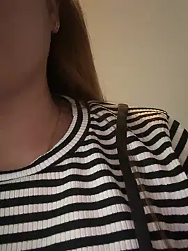 Snapshot of Lina-Naughty chatting on April 2026 06:41:02 AM Lina-Naughty online show from April 2026 06:41:02 AM