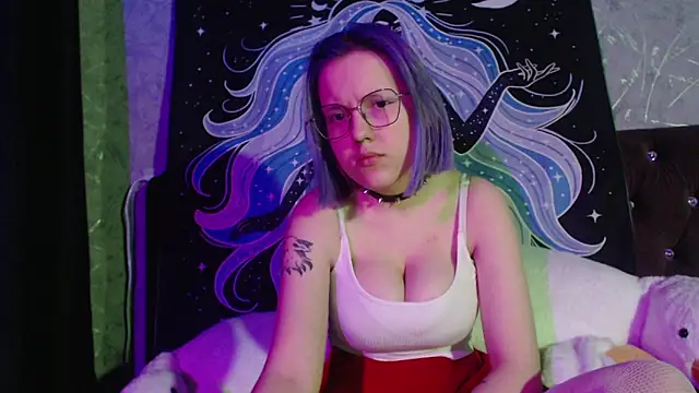 Snapshot of little_chappy chatting on April 2026 12:55:01 PM little chappy online show from April 2026 12:55:01 PM