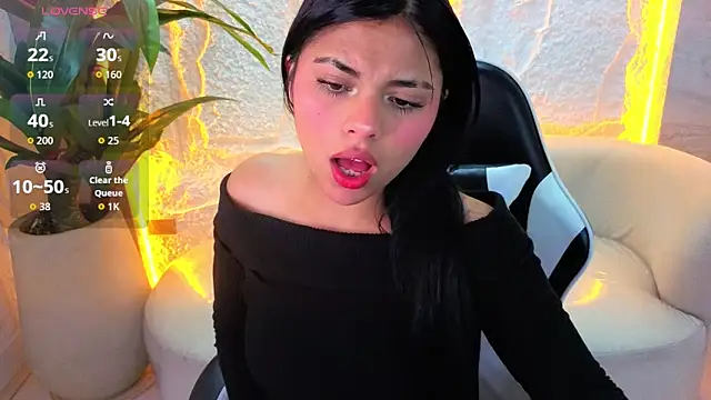 Snapshot of sofiaatp chatting on April 2026 03:17:02 PM sofiaatp online show from April 2026 03:17:02 PM