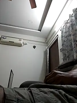 Snapshot of noonekinghere chatting on April 2026 02:05:01 AM noonekinghere online show from April 2026 02:05:01 AM