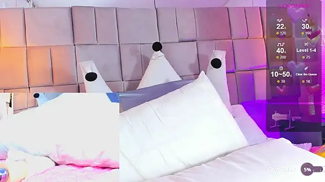 Snapshot of cleo_pandora chatting on April 2026 06:19:01 AM cleo pandora online show from April 2026 06:19:01 AM