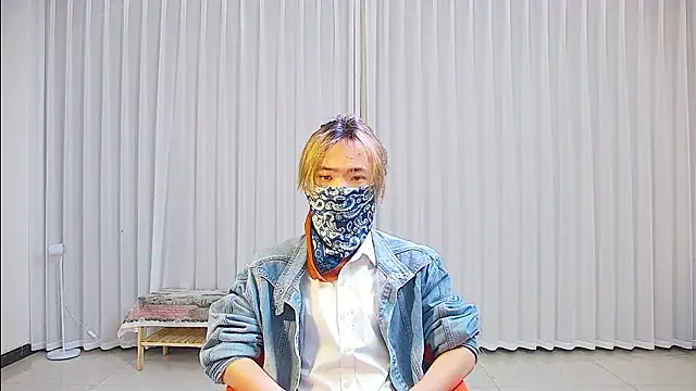 Snapshot of wumei-001 chatting on April 2026 01:41:01 PM wumei-001 online show from April 2026 01:41:01 PM