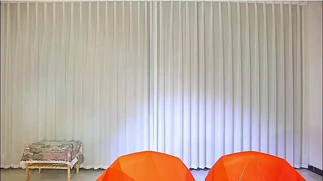 Snapshot of wumei-001 chatting on April 2026 02:06:01 AM wumei-001 online show from April 2026 02:06:01 AM