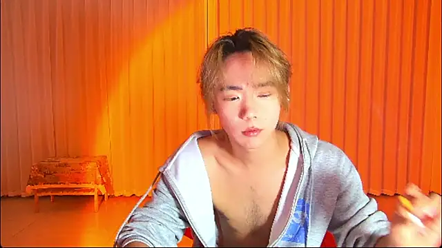 Snapshot of wumei-001 chatting on April 2026 10:54:01 AM wumei-001 online show from April 2026 10:54:01 AM