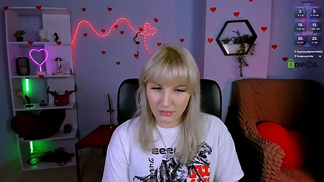 Snapshot of marta_smith1 chatting on April 2026 07:22:02 PM marta smith1 online show from April 2026 07:22:02 PM