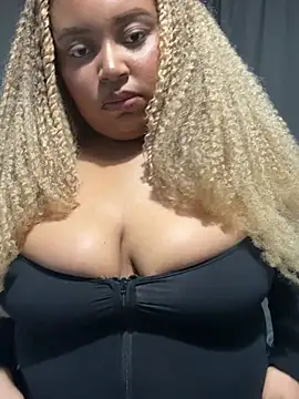 Snapshot of zahiraax chatting on April 2026 08:07:02 PM zahiraax online show from April 2026 08:07:02 PM