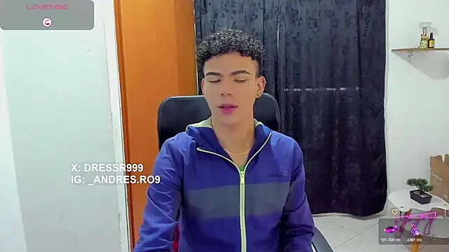 Snapshot of sebascuterouss chatting on July 2026 11:38:01 AM sebascuterouss online show from July 2026 11:38:01 AM