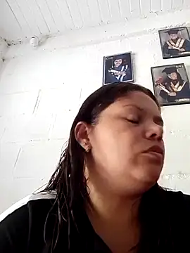 Snapshot of Zafiro_MD chatting on April 2026 01:19:01 PM Zafiro MD online show from April 2026 01:19:01 PM