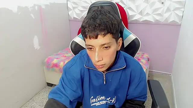 Snapshot of Yei_lee_ chatting on April 2026 03:00:02 AM Yei lee online show from April 2026 03:00:02 AM