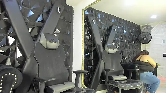 AbbyRogers1 online show from April 2026 04:29:01 AM