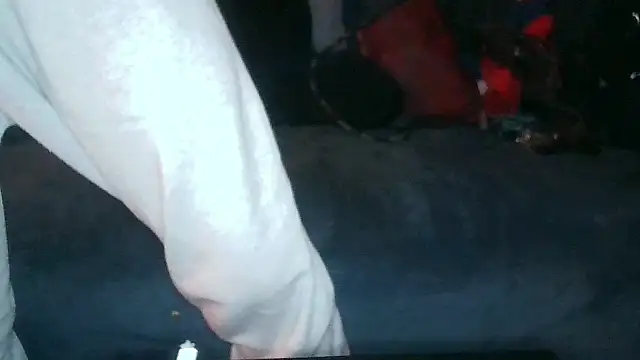 JRNBLU44 online show from April 2026 09:19:01 PM