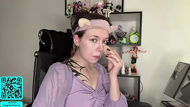 MadalynNosel online show from July 2026 07:01:01 AM