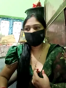 Snapshot of Pinki-girl chatting on April 2026 07:24:02 AM Pinki-girl online show from April 2026 07:24:02 AM