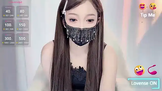 luckyuyu66 online show from April 2026 06:44:02 AM