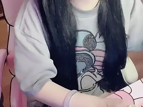 Snapshot of Yua-Rin20 chatting on April 2026 05:21:02 PM Yua-Rin20 online show from April 2026 05:21:02 PM