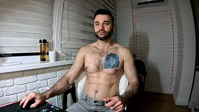 Snapshot of DaddySlava chatting on April 2026 07:58:02 PM DaddySlava online show from April 2026 07:58:02 PM