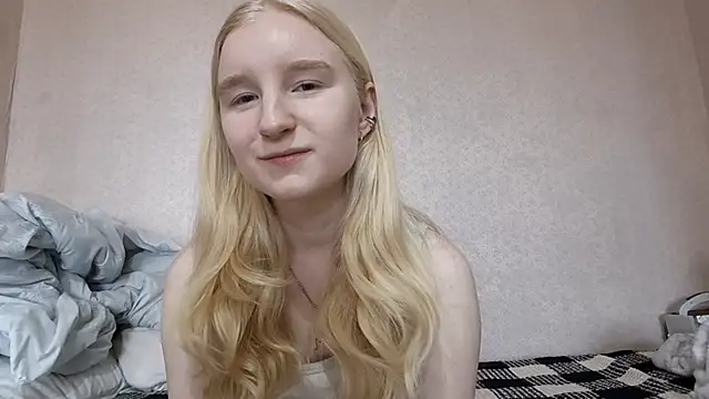 Snapshot of ForwentSeat chatting on April 2026 07:17:02 AM ForwentSeat online show from April 2026 07:17:02 AM