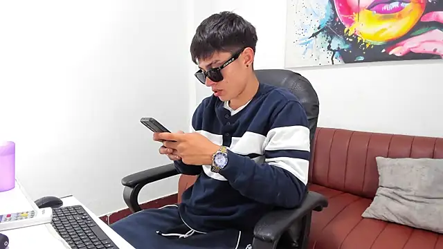 Thebestboyhot online show from April 2026 05:12:02 AM