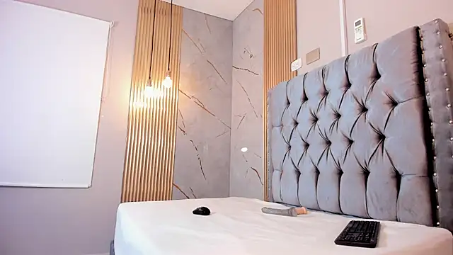 kay chell  online show from April 2026 12:28:01 PM