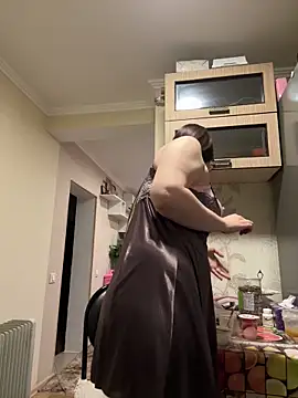 Lindasix online show from April 2026 06:24:02 PM